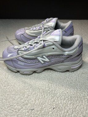 New Balance 1000 LACE Kids | Pre Girls Kids Running Inspired Size 2